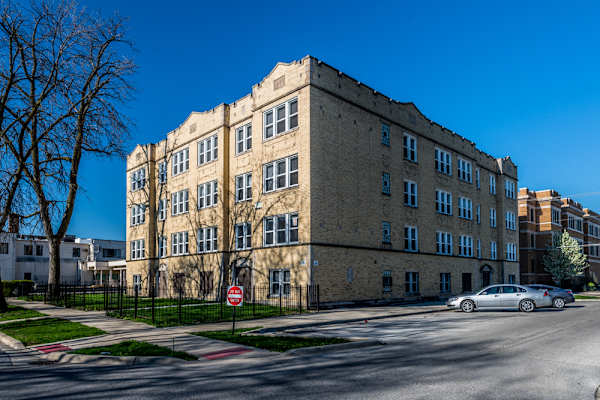 404 School St property
